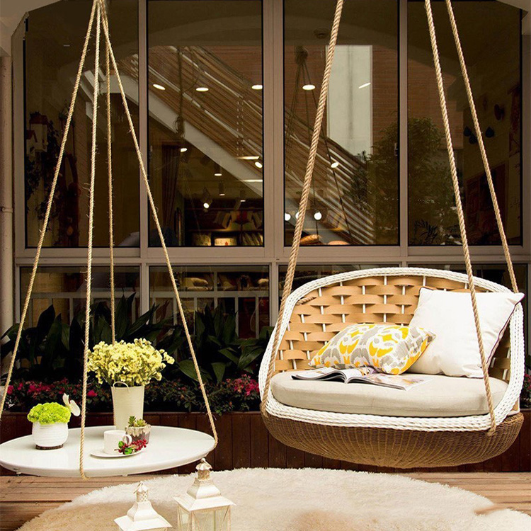 Children's semienclosed egg chair