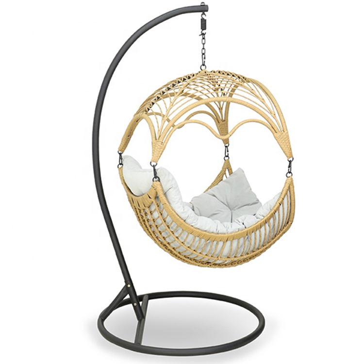 Hanging egg chair with bracket