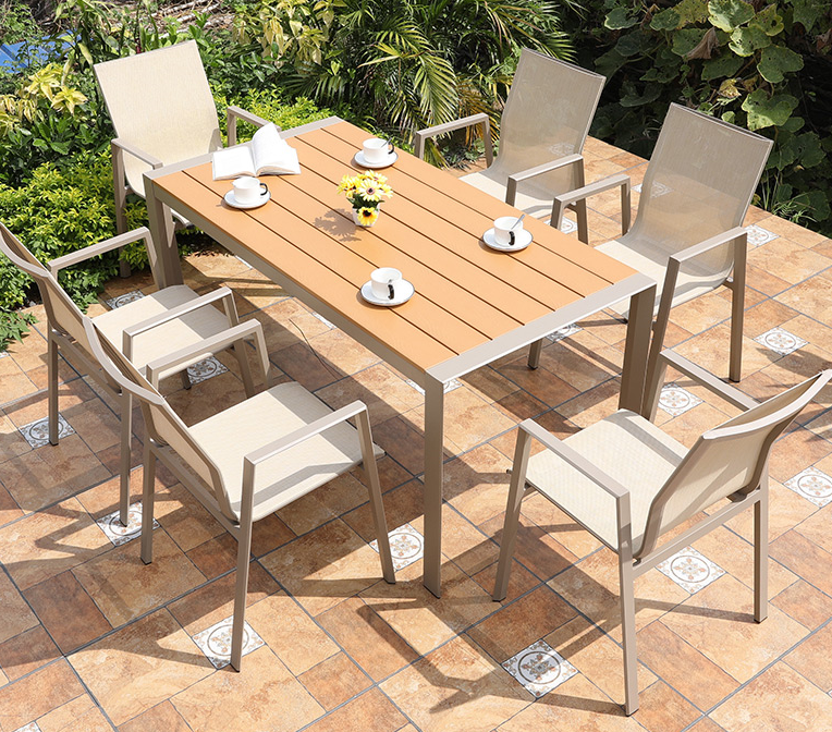 What are the materials of the chair? Introduce different material of chairs