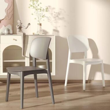 Modern Nordic Plastic Dining Chair with Backrest for Home and Restaurant