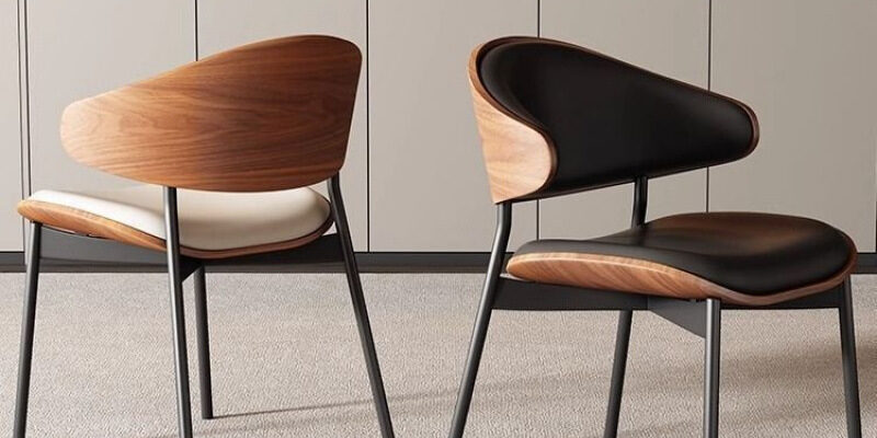 Italian minimalist bentwood solid wood dining chair for office and cafe seating