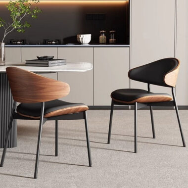 Italian minimalist bentwood solid wood dining chair for office and cafe seating