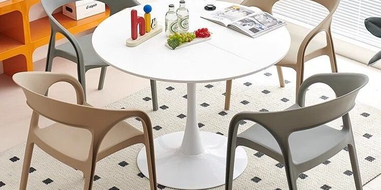 Stackable thickened plastic dining chair with backrest for home and café