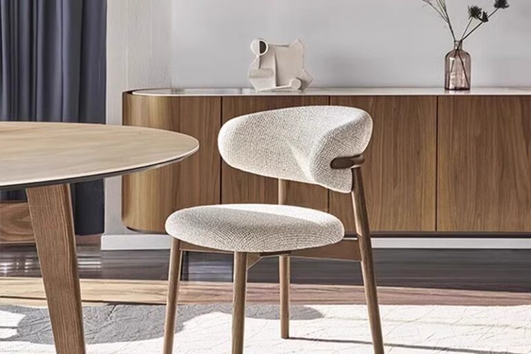 Nordic solid wood dining chair with cotton linen fabric and ergonomic horn-shaped backrest